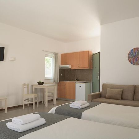 Reina Apartments Georgioupoli Buitenkant foto