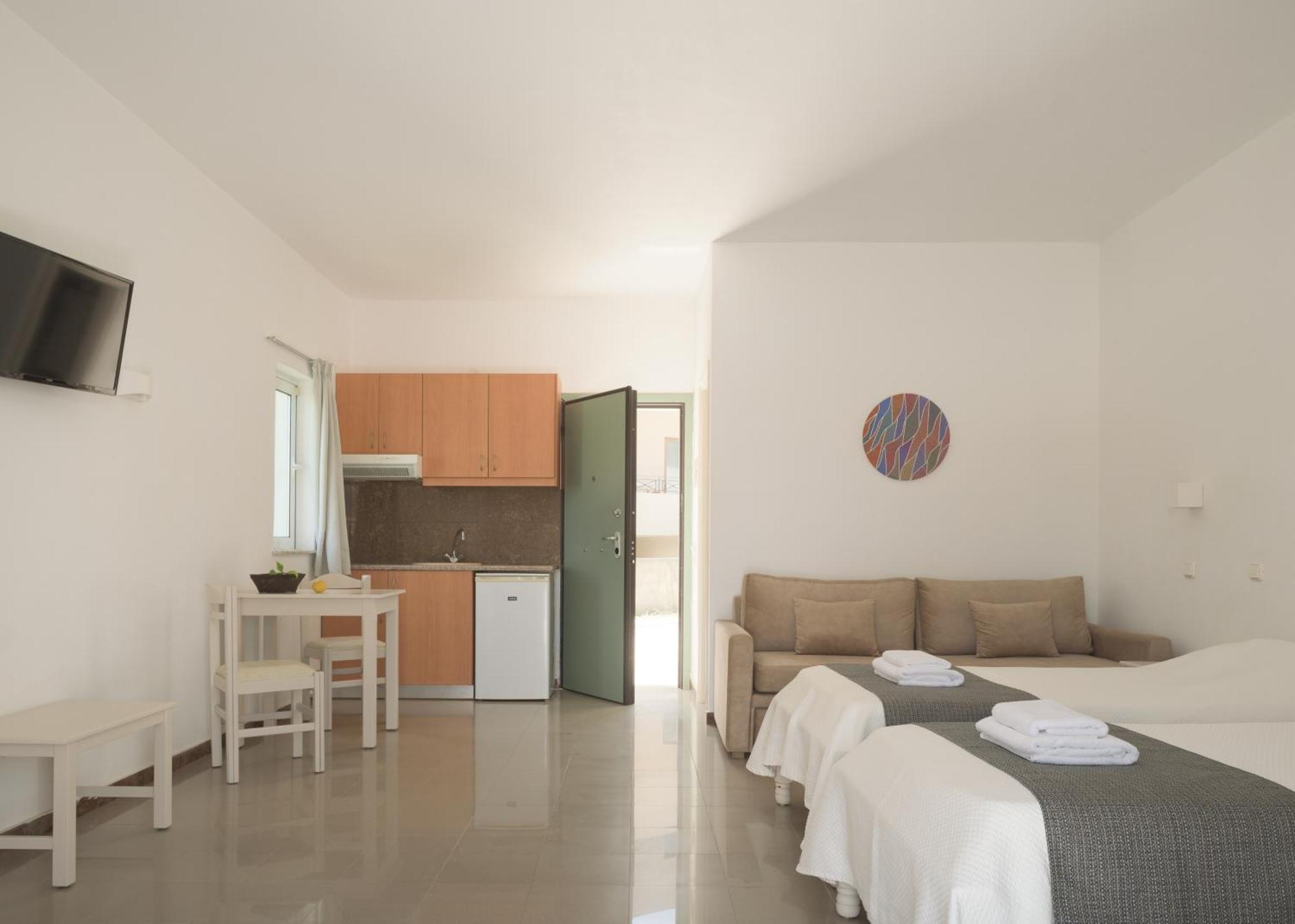 Reina Apartments Georgioupoli Buitenkant foto