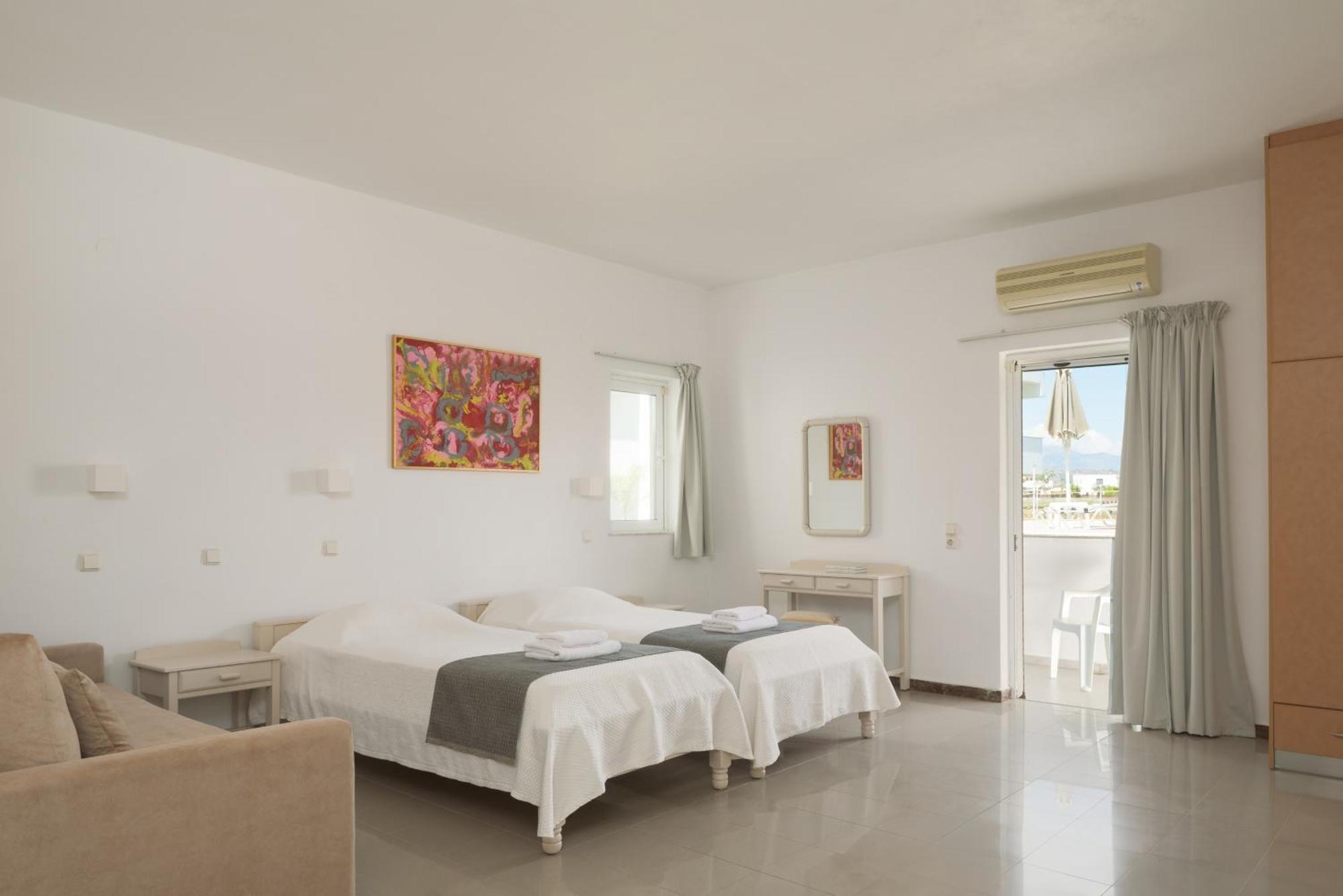 Reina Apartments Georgioupoli Buitenkant foto